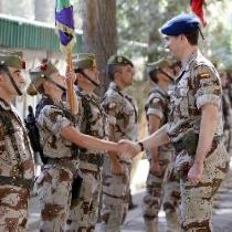 El Príncipe Felipe visita por sorpresa a las tropas españolas en Líbano entre las que se encuentra un Cabo oriundo de Candelario.